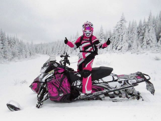Debbie Winslow Murphy gives the trails 2 Thumbs Up on Jan. 3rd.